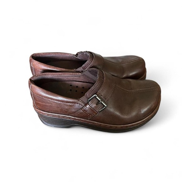 Brown y2k‎ vintage leather clogs with buckle closure - Picture 3 of 5